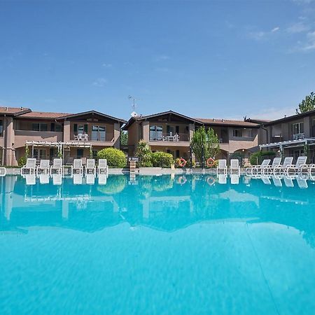 Villaggio Turistico Lugana Marina Sirmione Dış mekan fotoğraf