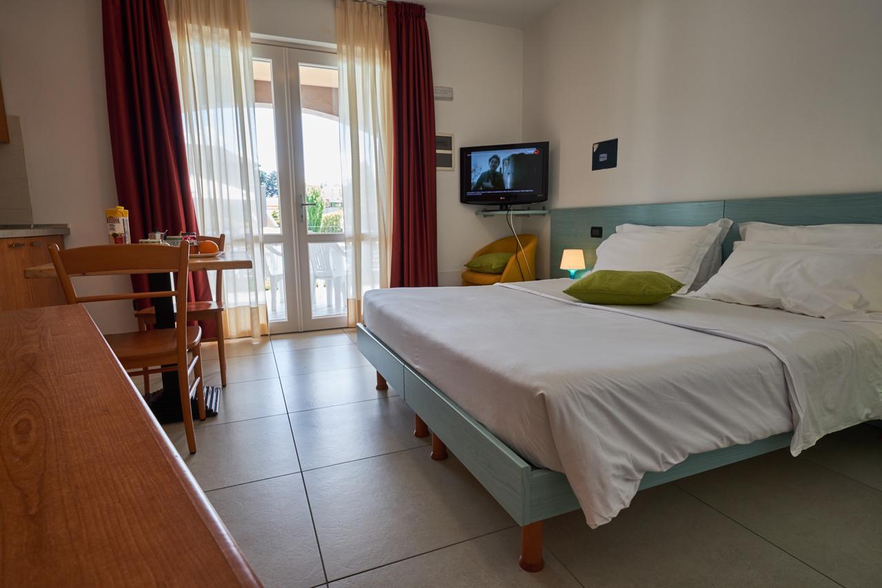 Villaggio Turistico Lugana Marina Sirmione Dış mekan fotoğraf