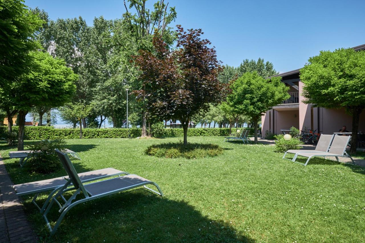 Villaggio Turistico Lugana Marina Sirmione Dış mekan fotoğraf