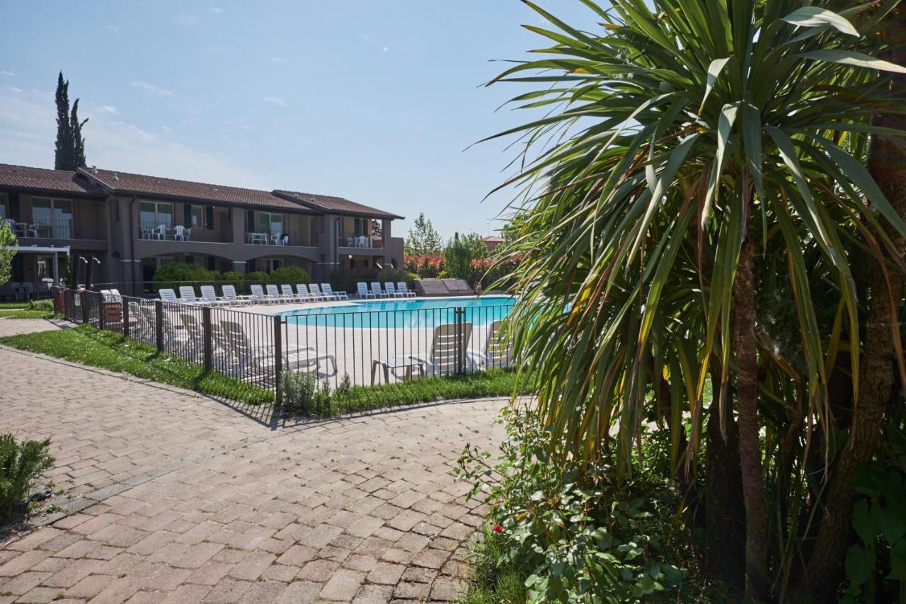 Villaggio Turistico Lugana Marina Sirmione Dış mekan fotoğraf