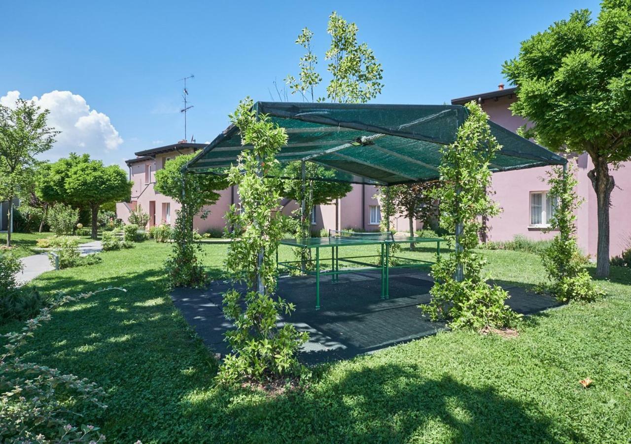 Villaggio Turistico Lugana Marina Sirmione Dış mekan fotoğraf